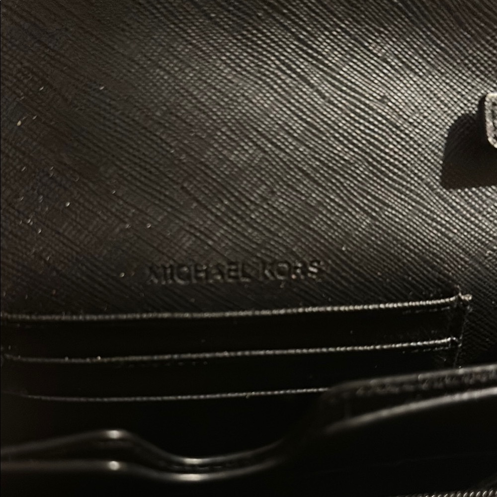 Michael Kors Black and Gold Crossbody Bag with Chain Strap - Picture 3 of 4